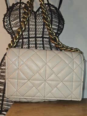 ZARA Quilted Beige Chain-Handle Shoulder Bag